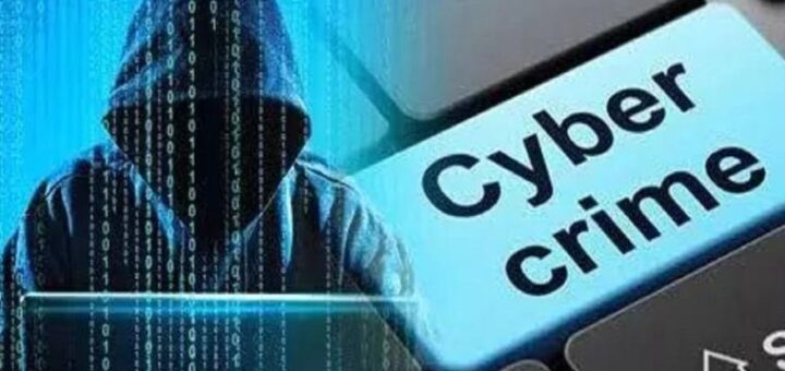 Prayagraj Cyber ​​thugs Stole Rs 490,000 From The Account Of Retired Soldier Vipin Kumar Choudhary In The Name Of Canceling Train Ticket.